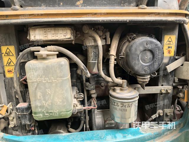 發(fā)動機室（上車部件）