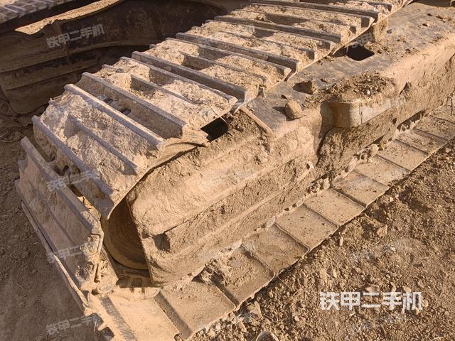 單側(cè)履帶整體（整機(jī)外觀）