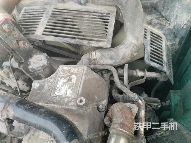 水箱+風扇特寫(上車部件) 水箱+風扇特寫(上車部件)