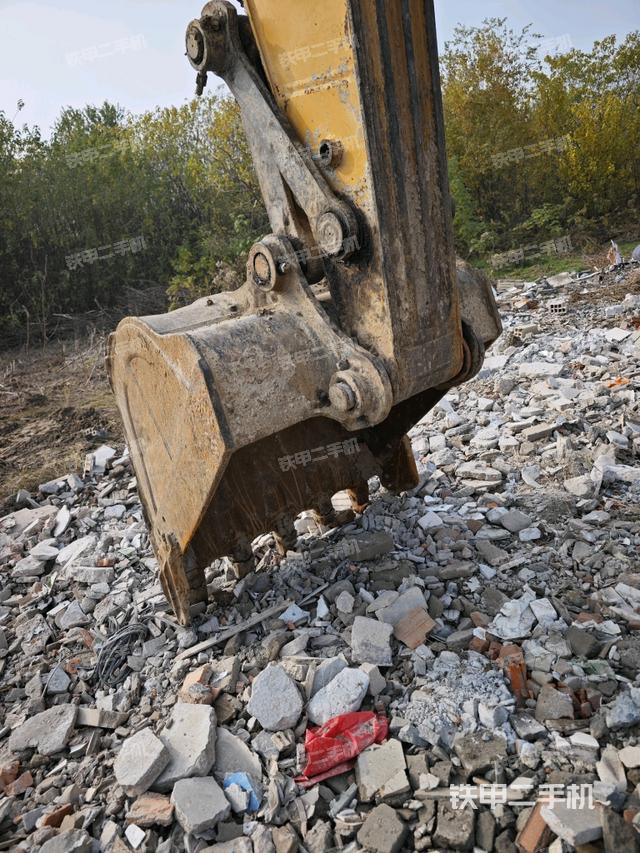 小臂整體左后（工作和回轉(zhuǎn)裝置）