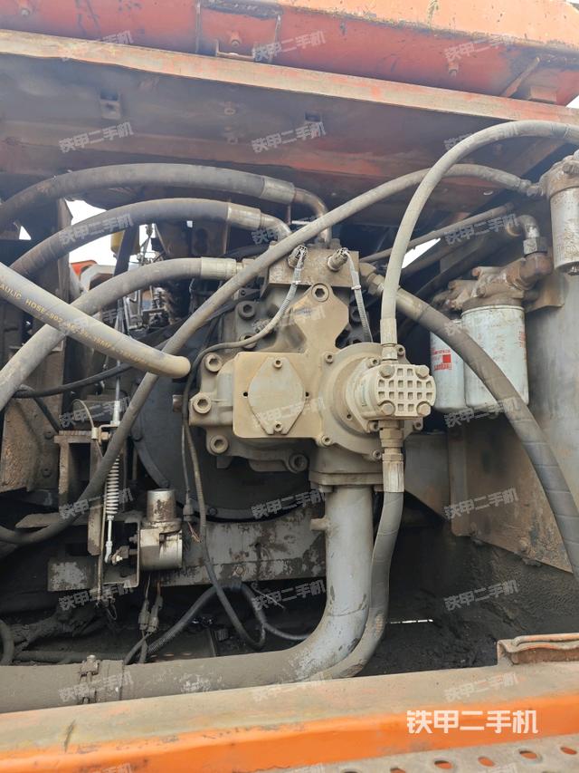 液壓泵室(大件艙室) 液壓泵室(大件艙室)