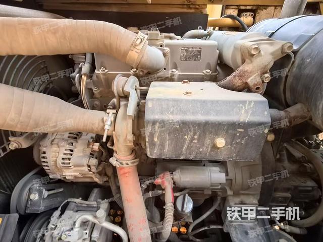 發(fā)動(dòng)機(jī)整體俯視(整機(jī)外觀) 發(fā)動(dòng)機(jī)整體俯視(整機(jī)外觀)