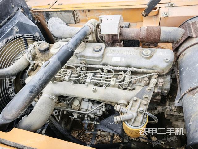 發(fā)動(dòng)機(jī)室（上車部件）