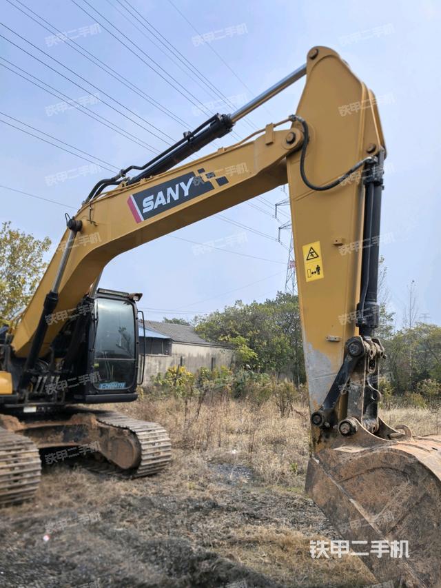 大臂整體?右側(cè)（工作和回轉(zhuǎn)裝置）