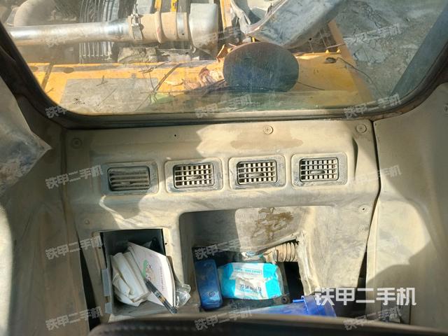 座椅后部（駕駛室部分）