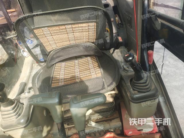 小時(shí)表(駕駛室部分) 小時(shí)表(駕駛室部分)