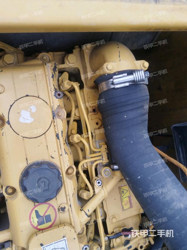 氣門室蓋螺絲特寫（上車部件）