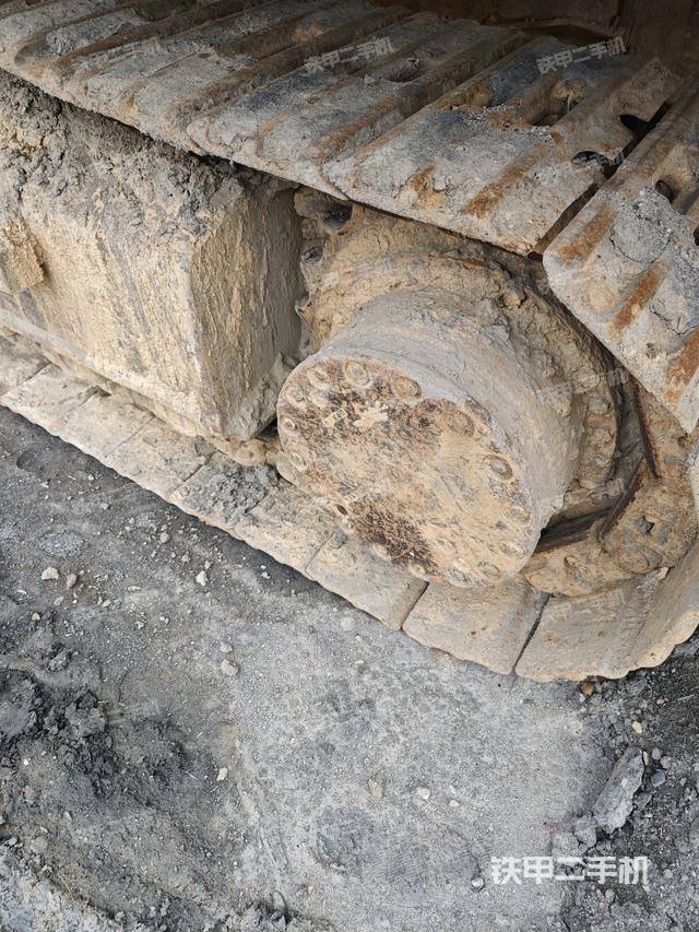 右驅(qū)動(dòng)輪(行走機(jī)構(gòu)) 右驅(qū)動(dòng)輪(行走機(jī)構(gòu))