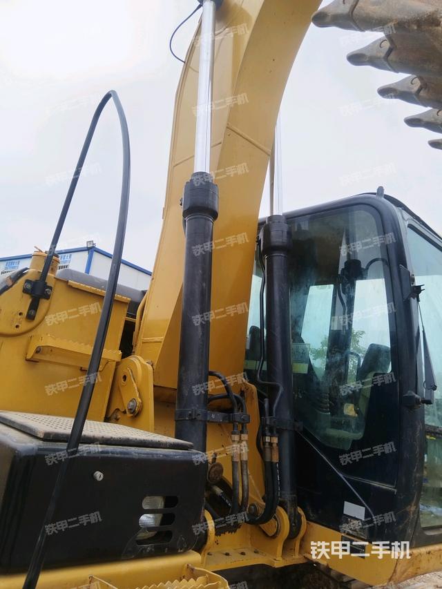 大臂油缸整體?豎拍（工作和回轉裝置）