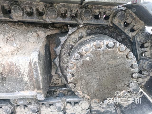 右導向輪(行走機構) 右導向輪(行走機構)