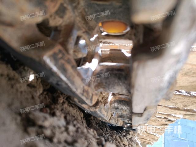 右側(cè)行走馬達(dá)蓋板（行走機(jī)構(gòu)）