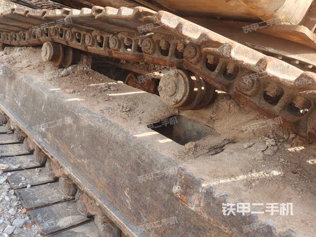 左驅(qū)動(dòng)輪(行走機(jī)構(gòu)) 左驅(qū)動(dòng)輪(行走機(jī)構(gòu))