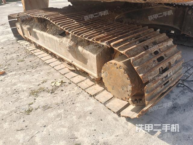 右側(cè)行走馬達(dá)蓋板(行走機(jī)構(gòu)) 右側(cè)行走馬達(dá)蓋板(行走機(jī)構(gòu))