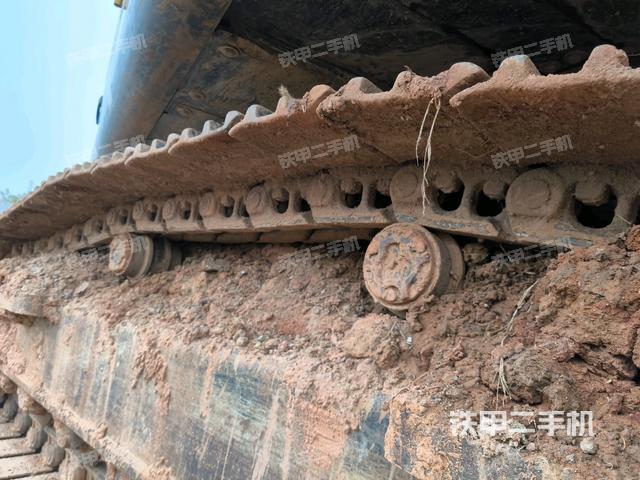 右驅(qū)動(dòng)輪(行走機(jī)構(gòu)) 右驅(qū)動(dòng)輪(行走機(jī)構(gòu))