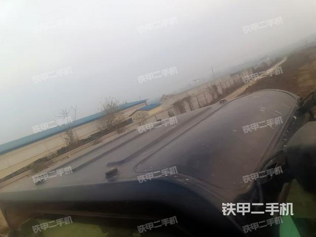 駕駛室頂部（整機(jī)外觀）