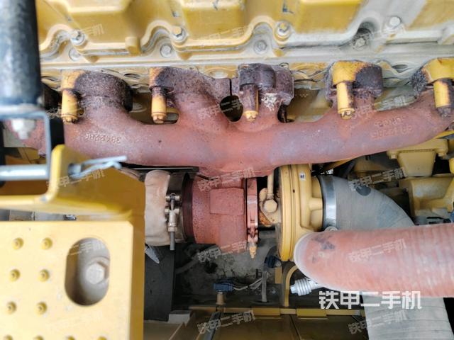 增壓器特寫(xiě)(上車部件) 增壓器特寫(xiě)(上車部件)