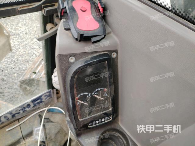 顯示屏?(駕駛室部分) 顯示屏?(駕駛室部分)