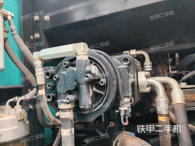 液壓泵室(大件艙室) 液壓泵室(大件艙室)