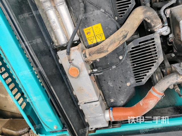 水箱+風(fēng)扇特寫(上車部件) 水箱+風(fēng)扇特寫(上車部件)
