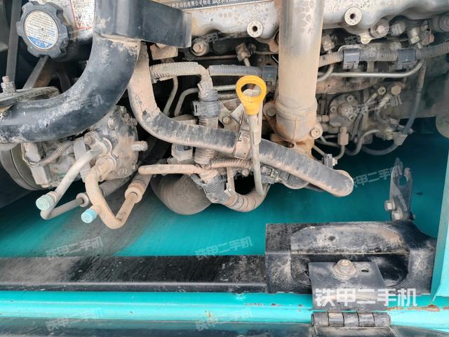 發(fā)動(dòng)機(jī)室(上車部件) 發(fā)動(dòng)機(jī)室(上車部件)