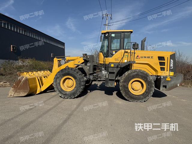 工作裝置整體(整機外觀及大件) 工作裝置整體(整機外觀及大件)