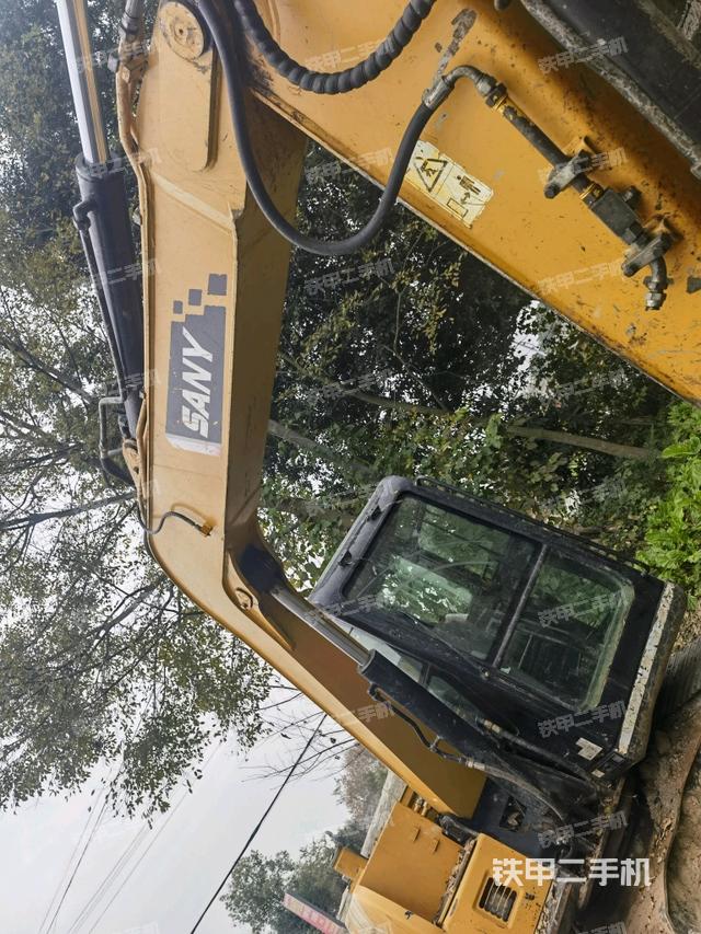 大臂整體?右側(cè)（工作和回轉(zhuǎn)裝置）