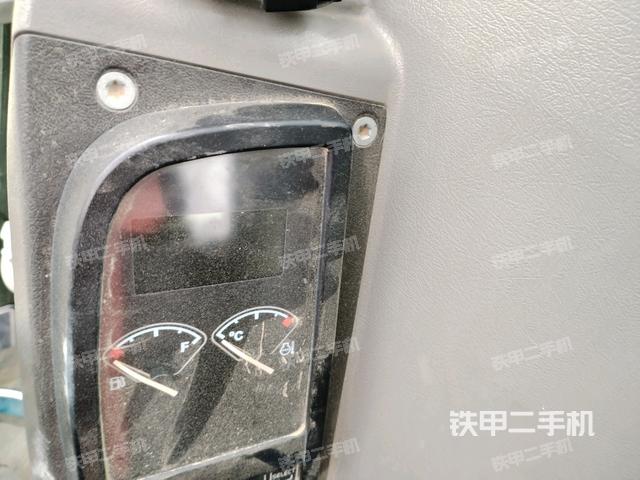 小時表(駕駛室部分) 小時表(駕駛室部分)