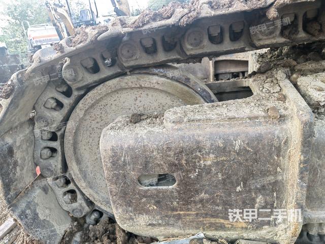 右驅(qū)動(dòng)輪(行走機(jī)構(gòu)) 右驅(qū)動(dòng)輪(行走機(jī)構(gòu))