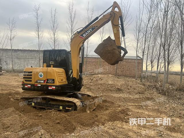 整機(jī)右后45°(整機(jī)外觀) 整機(jī)右后45°(整機(jī)外觀)