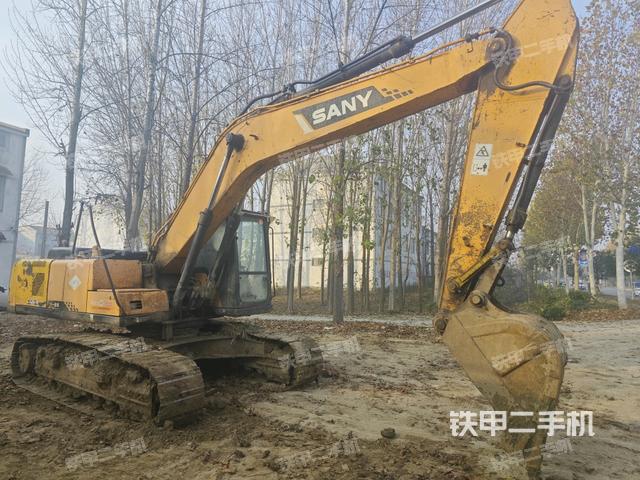 駕駛室頂部（整機(jī)外觀）