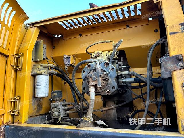 液壓泵室(大件艙室) 液壓泵室(大件艙室)