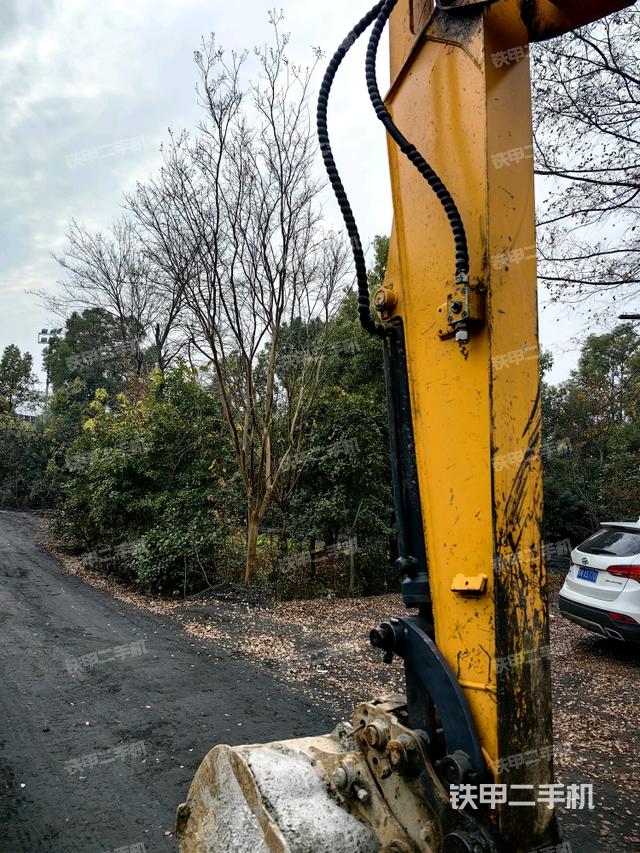 小臂整體左后（工作和回轉(zhuǎn)裝置）