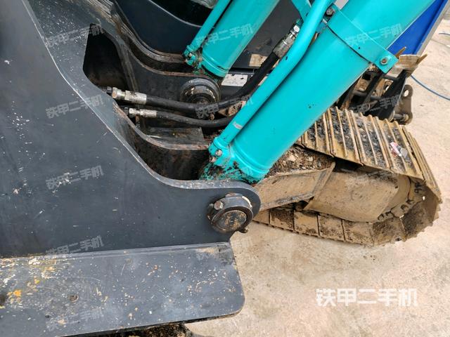 鏟斗45度(工作和回轉(zhuǎn)裝置) 鏟斗45度(工作和回轉(zhuǎn)裝置)