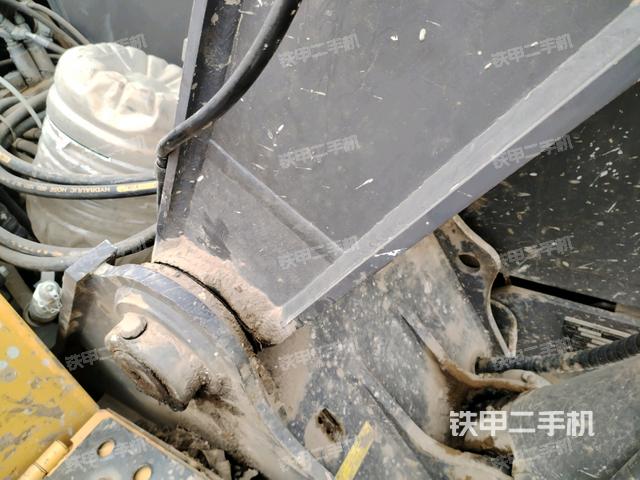 大臂根部?斜(工作和回轉(zhuǎn)裝置) 大臂根部?斜(工作和回轉(zhuǎn)裝置)