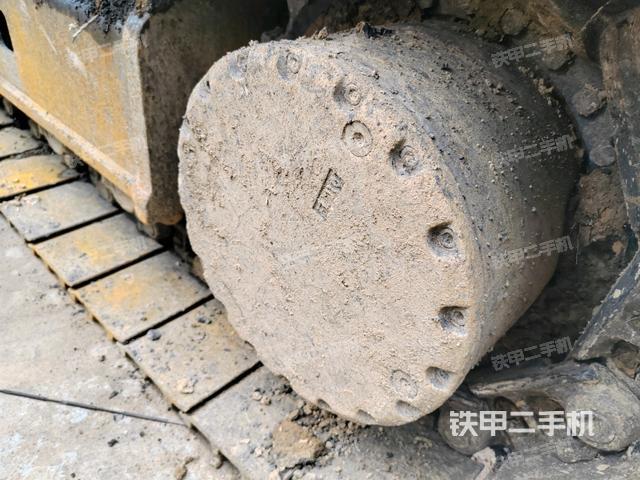 右驅(qū)動(dòng)輪(行走機(jī)構(gòu)) 右驅(qū)動(dòng)輪(行走機(jī)構(gòu))