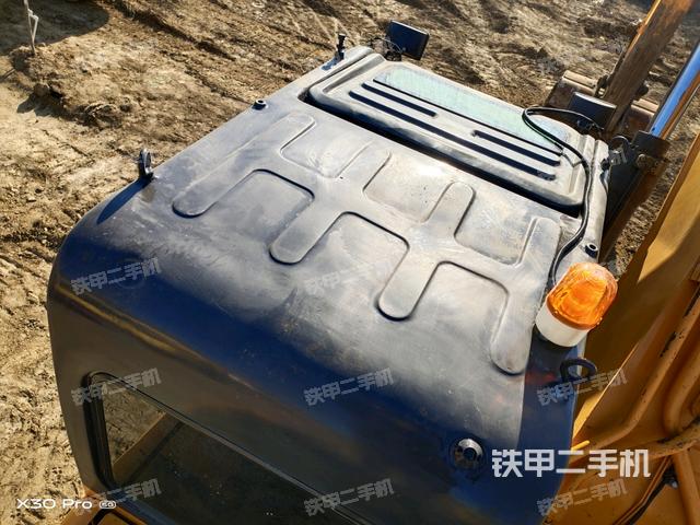 駕駛室頂部（整機(jī)外觀）