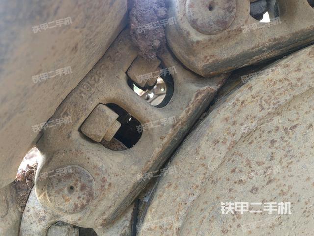 右側(cè)行走馬達(dá)蓋板(行走機(jī)構(gòu)) 右側(cè)行走馬達(dá)蓋板(行走機(jī)構(gòu))