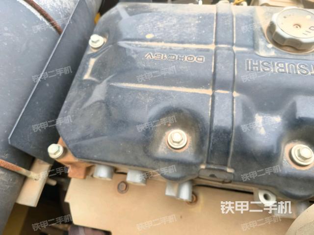 駕駛室頂部俯視(上車(chē)部件) 駕駛室頂部俯視(上車(chē)部件)