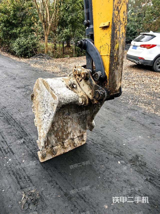 鏟斗45度（工作和回轉(zhuǎn)裝置）