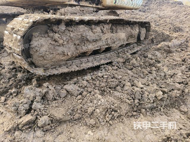 左側(cè)行走馬達(dá)蓋板（行走機(jī)構(gòu)）