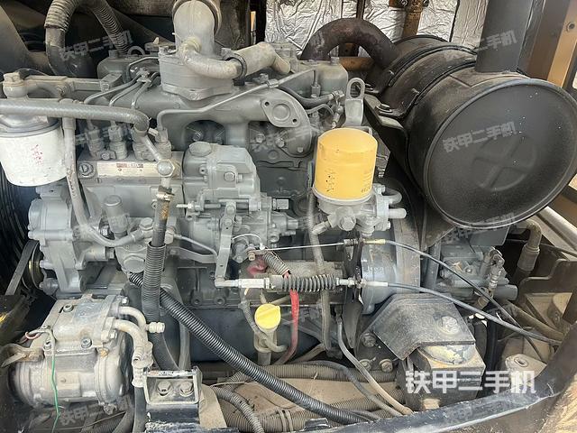 發(fā)動機(jī)整體俯視(整機(jī)外觀) 發(fā)動機(jī)整體俯視(整機(jī)外觀)