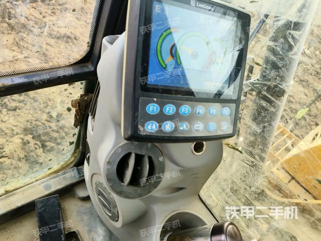 座椅后部（駕駛室部分）