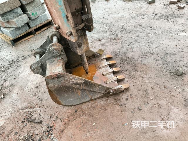 鏟斗45度（工作和回轉(zhuǎn)裝置）