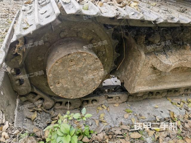 左驅(qū)動(dòng)輪（行走機(jī)構(gòu)）