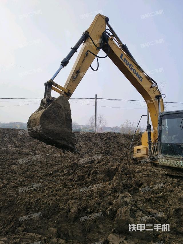 大臂根部?斜視（工作和回轉(zhuǎn)裝置）