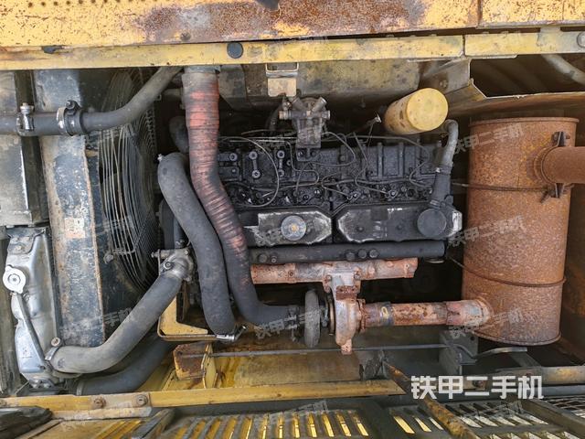 發(fā)動(dòng)機(jī)室(上車部件) 發(fā)動(dòng)機(jī)室(上車部件)