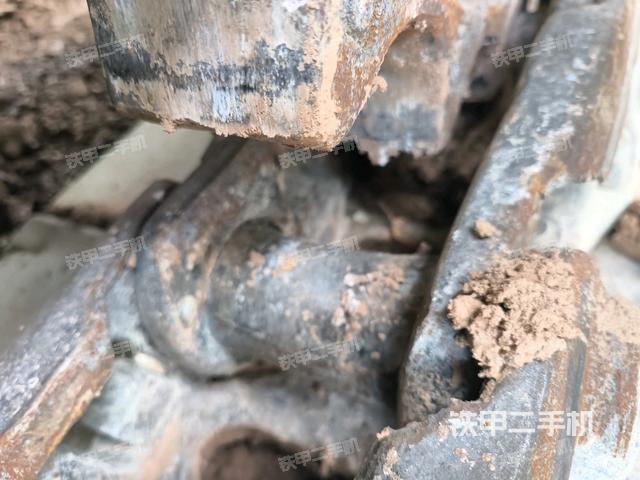 右側(cè)履帶整體（行走機構(gòu)）