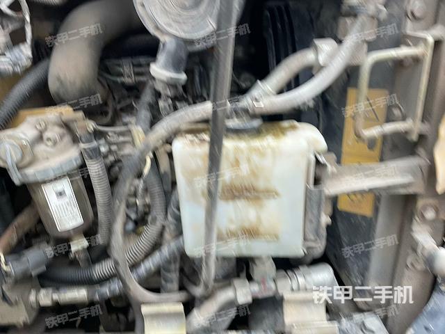 發(fā)動(dòng)機(jī)室(上車部件) 發(fā)動(dòng)機(jī)室(上車部件)