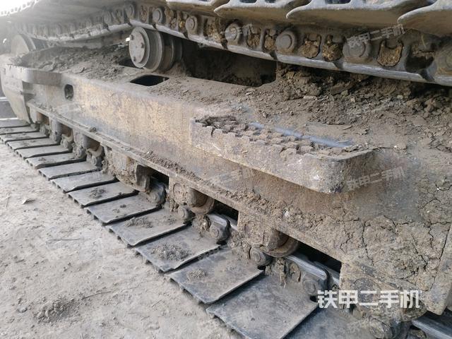 右側(cè)履帶整體（行走機(jī)構(gòu)）