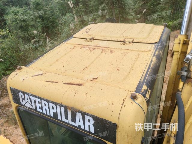 駕駛室頂部俯視(上車部件) 駕駛室頂部俯視(上車部件)